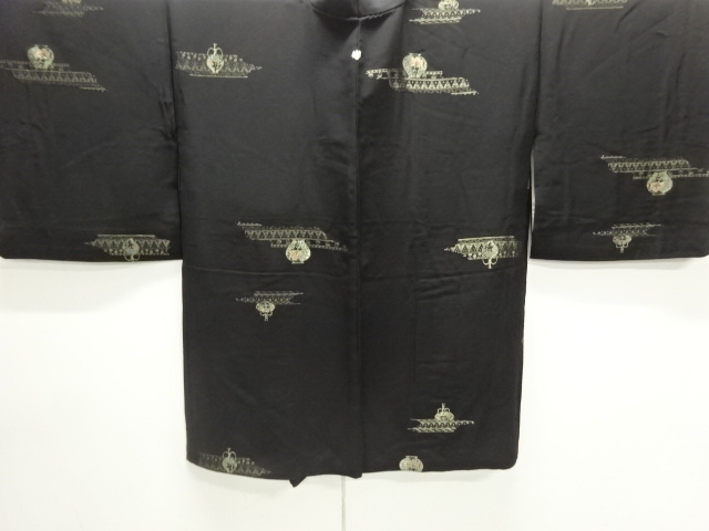 JAPANESE KIMONO / HAORI / SILK / EMBROIDERY / JAR / SINGLE CREST